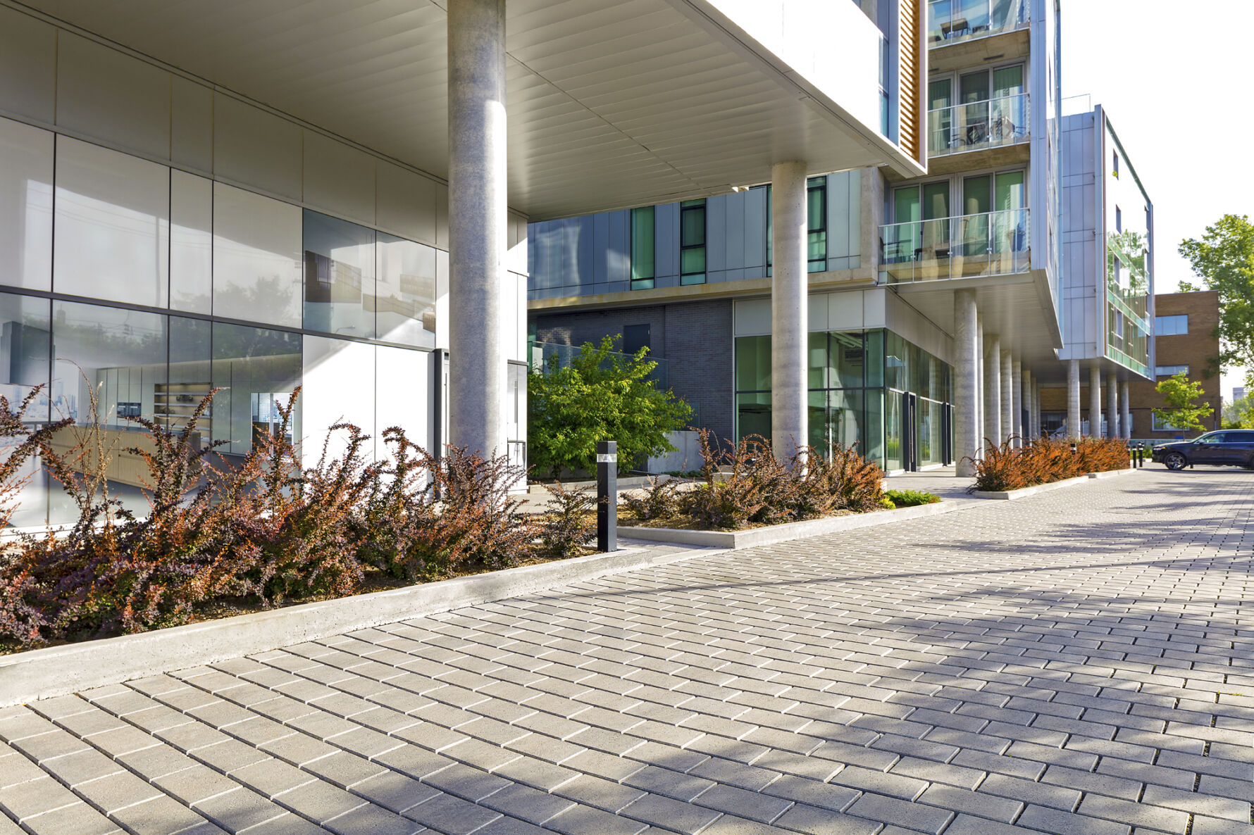 Techo-Bloc - Hydra in Greyed Nickel